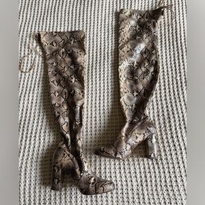 Snake Print Over the Knee Block Heel Boots Exotic Neutral size 8